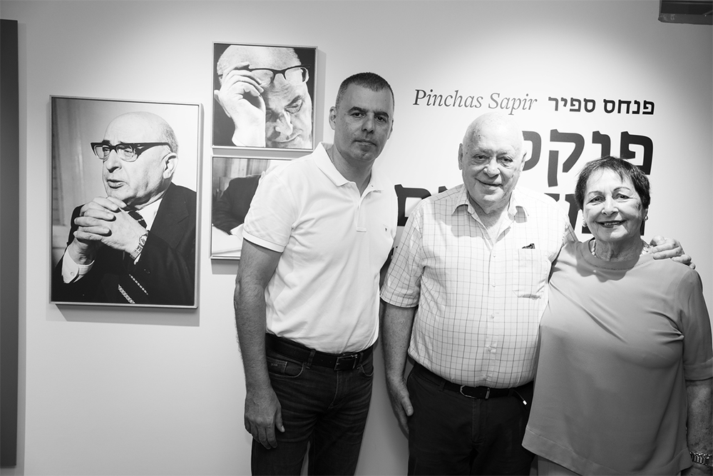 פתיחת-תערוכת-פנקס-המעשים_0004_48